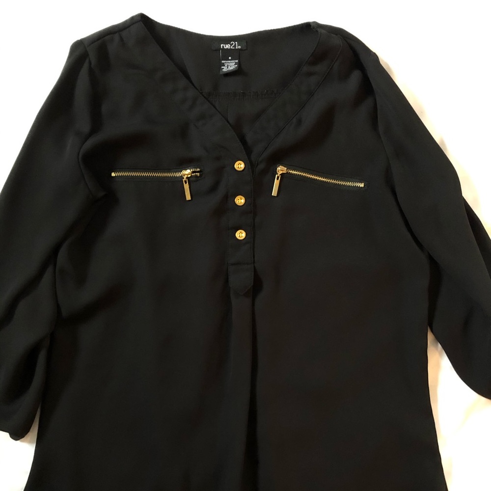 Black woman’s blouse